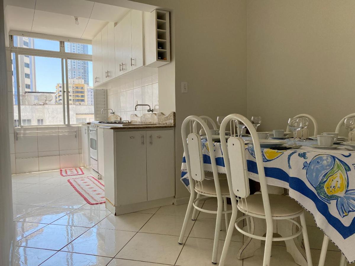 Jgd94 - Ao Lado Do Calcadao, Climatizado, Wi-Fi Appartement Balneário Camboriú Buitenkant foto