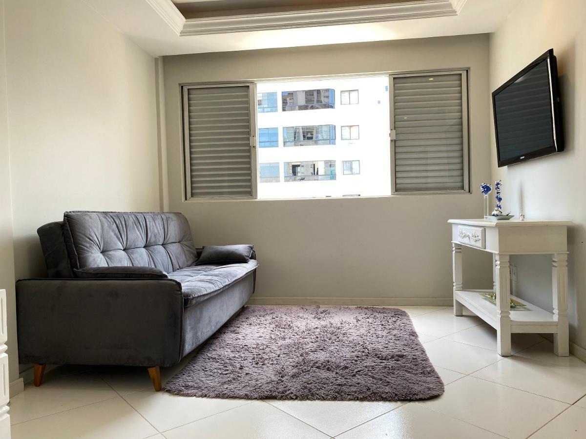 Jgd94 - Ao Lado Do Calcadao, Climatizado, Wi-Fi Appartement Balneário Camboriú Buitenkant foto