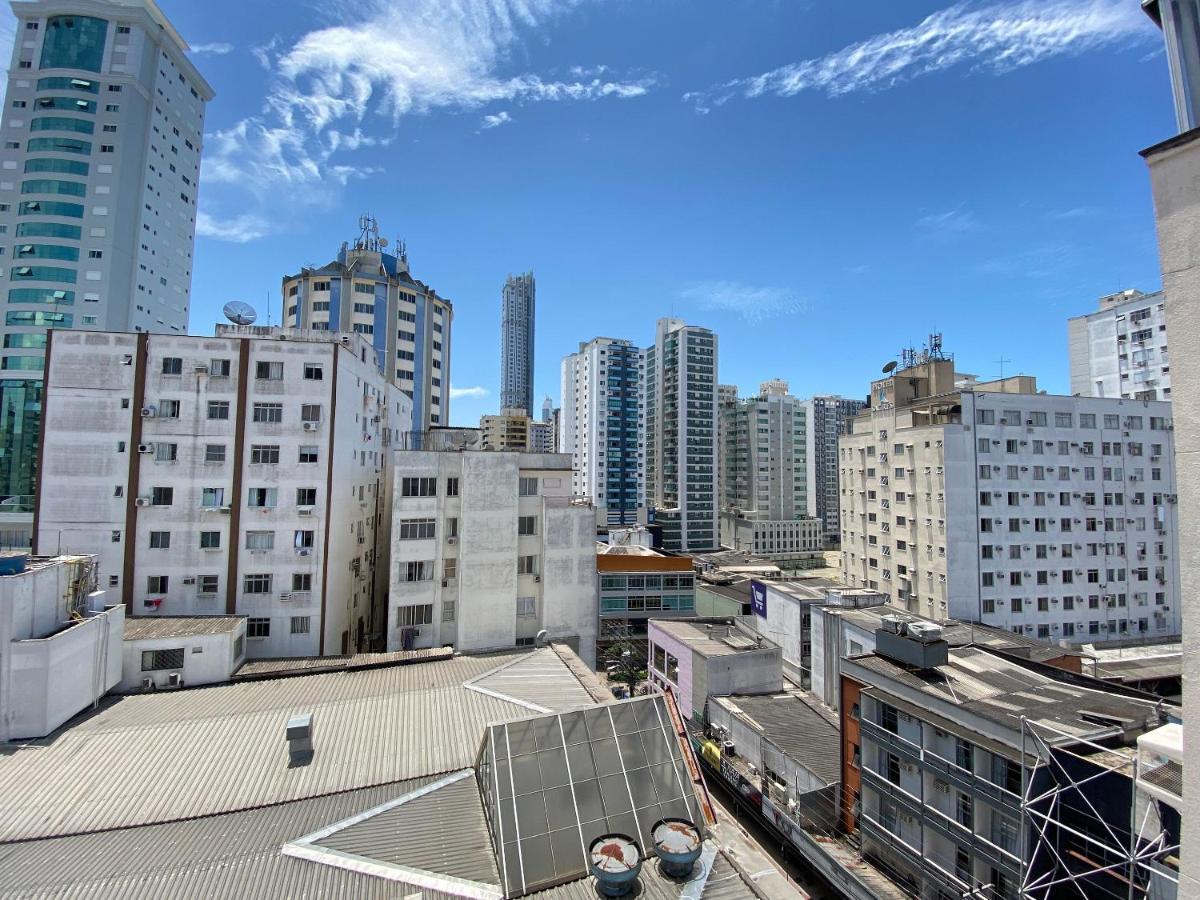Jgd94 - Ao Lado Do Calcadao, Climatizado, Wi-Fi Appartement Balneário Camboriú Buitenkant foto