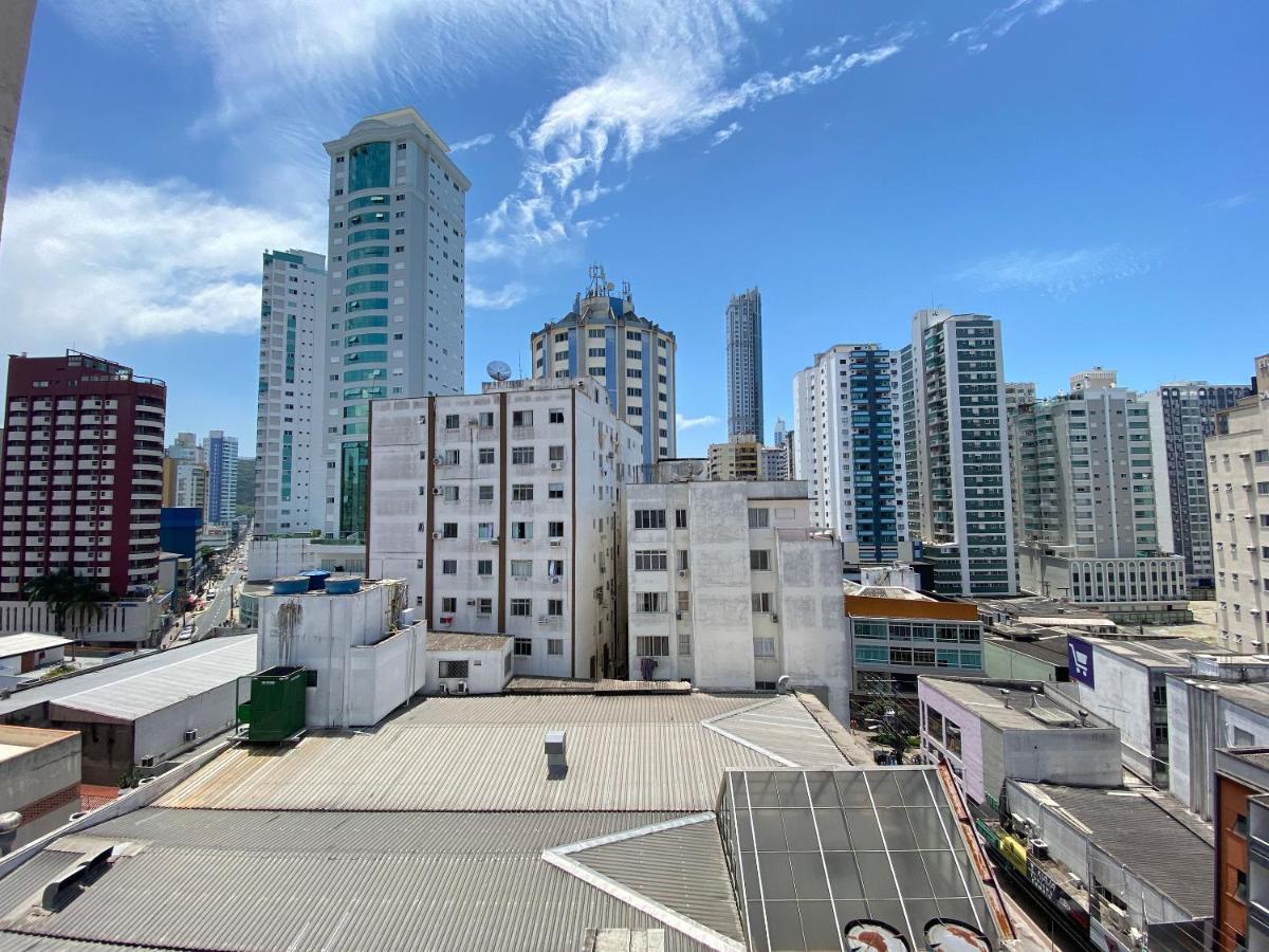 Jgd94 - Ao Lado Do Calcadao, Climatizado, Wi-Fi Appartement Balneário Camboriú Buitenkant foto