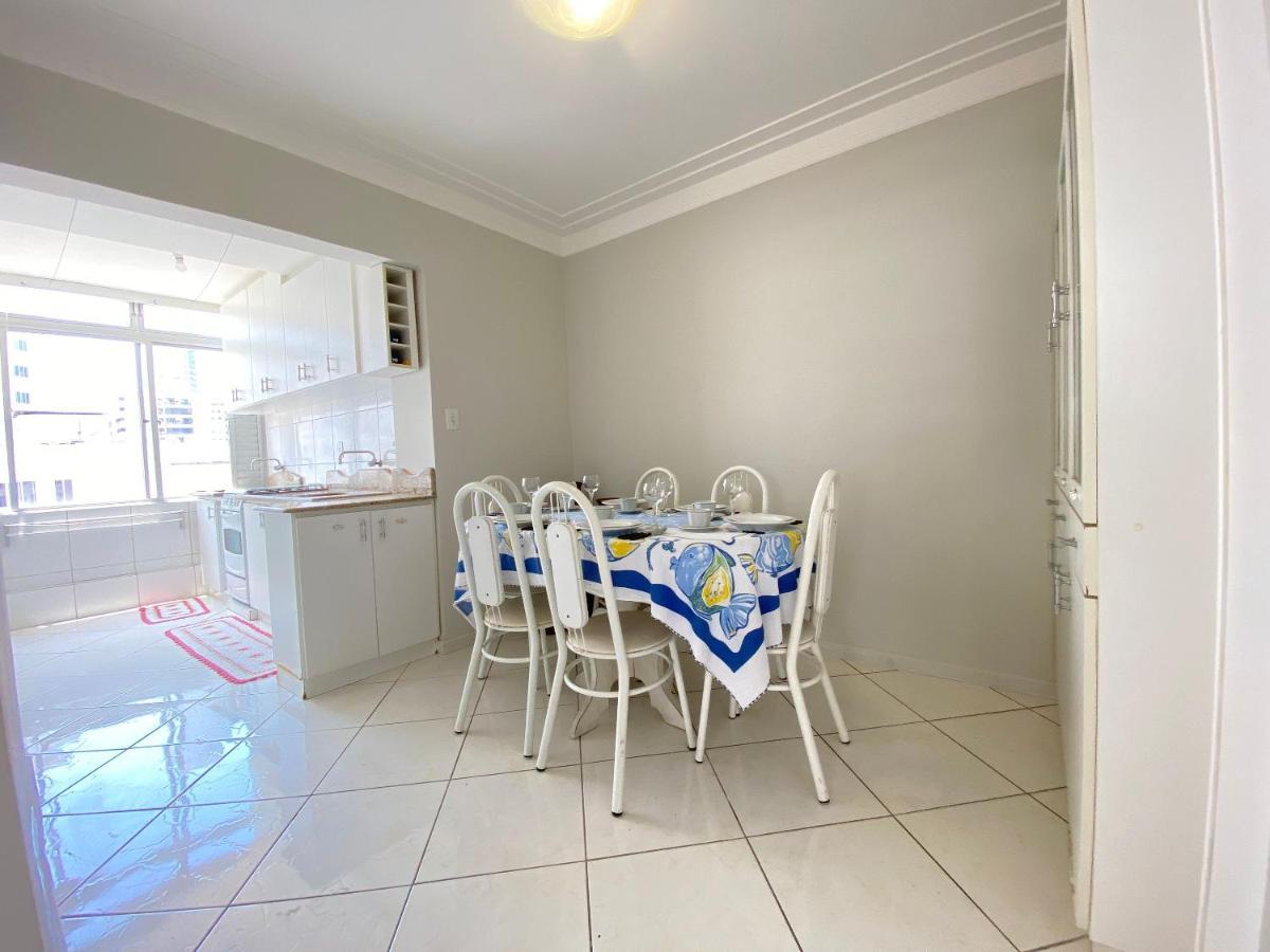 Jgd94 - Ao Lado Do Calcadao, Climatizado, Wi-Fi Appartement Balneário Camboriú Buitenkant foto